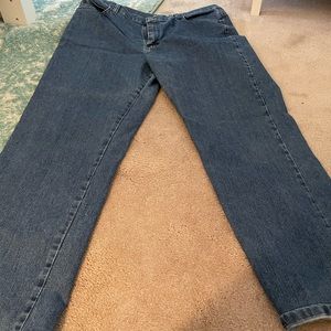 Medium Blue Jeans by Lee